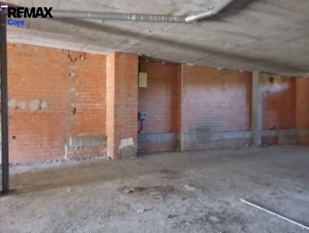 Commercieel te koop in Cáceres stad - € 159.075 (Ref: 9661961)