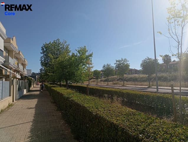 Commercieel te koop in Cáceres stad - € 159.075 (Ref: 9661961)