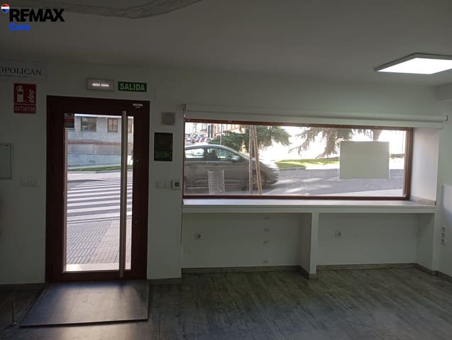 Local Comercial en Cáceres ciudad en alquiler - 450 € (Ref: 9661962)