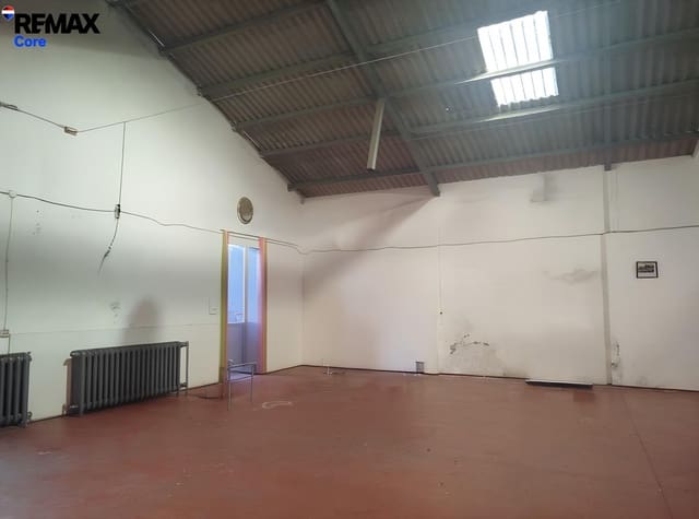 Bedrift til salgs i Esparragalejo - € 145 000 (Ref: 9661964)