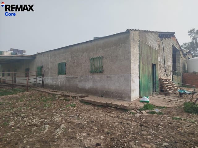 Rakentamaton maa myytävänä paikassa Zorita - 1 530 000 € (Ref: 9661965)