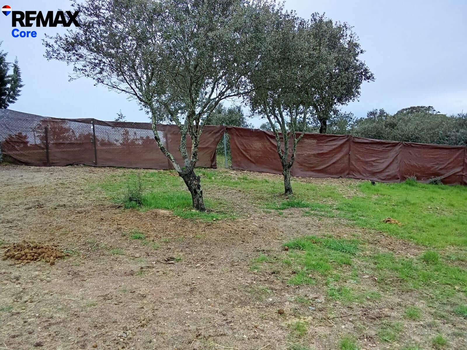 Landgrundstück zu verkaufen in Badajoz Stadt - 25.000 € (Ref: 9670645)