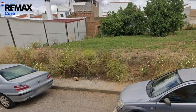 Building Plot for sale in Fuente del Maestre - € 240,000 (Ref: 9682497)