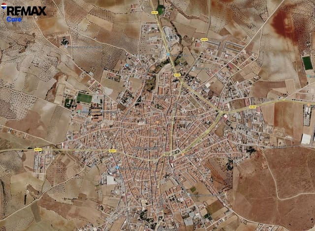 Building Plot for sale in Fuente del Maestre - € 240,000 (Ref: 9682497)