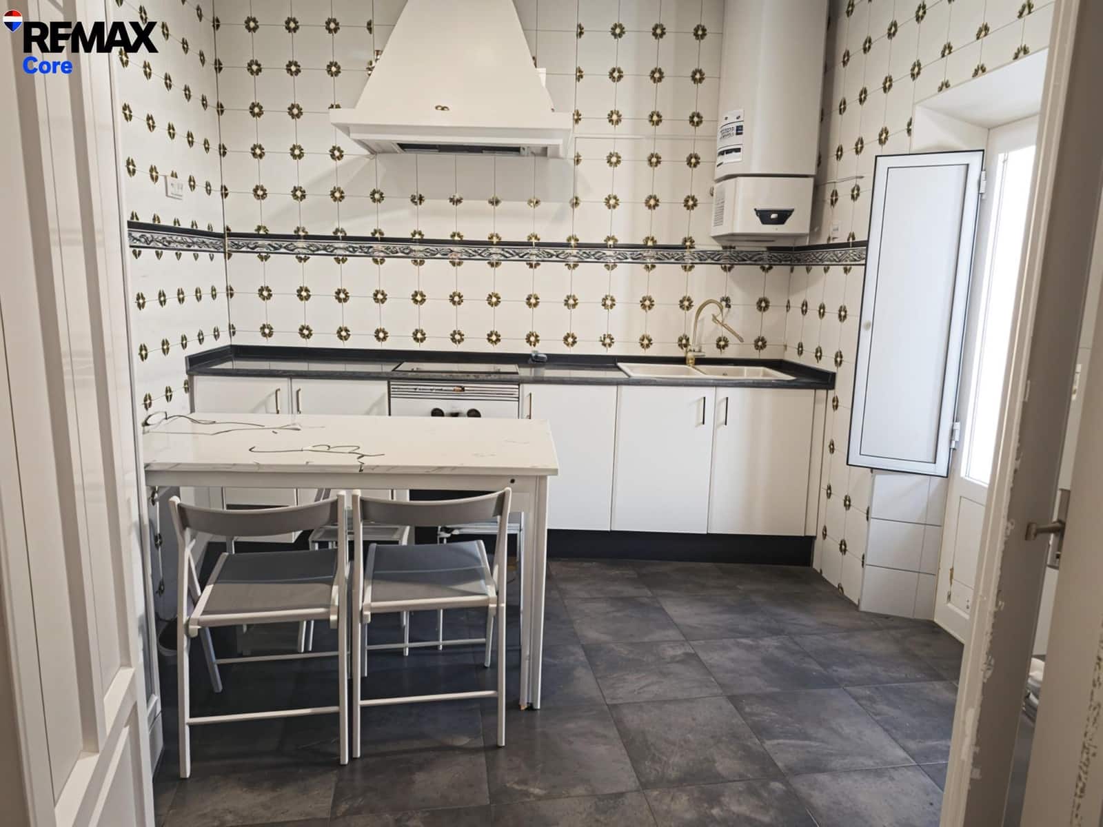 2 bedroom Flat for sale in Caceres city - € 140,000 (Ref: 9698834)