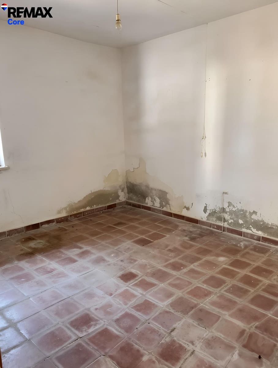 5 bedroom Semi-detached Villa for sale in Villafranco del Guadiana with garage - € 141,500 (Ref: 9701636)