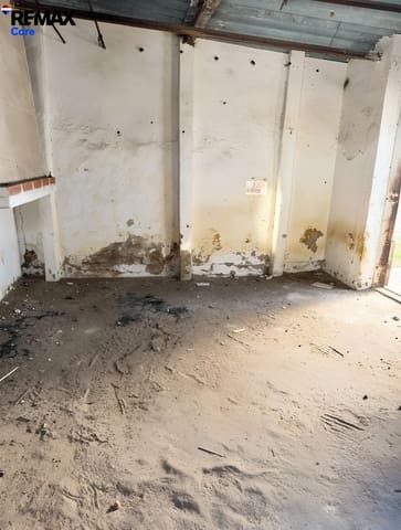 5 bedroom Semi-detached Villa for sale in Villafranco del Guadiana, Badajoz city with garage - € 141,500 (Ref: 9701636)