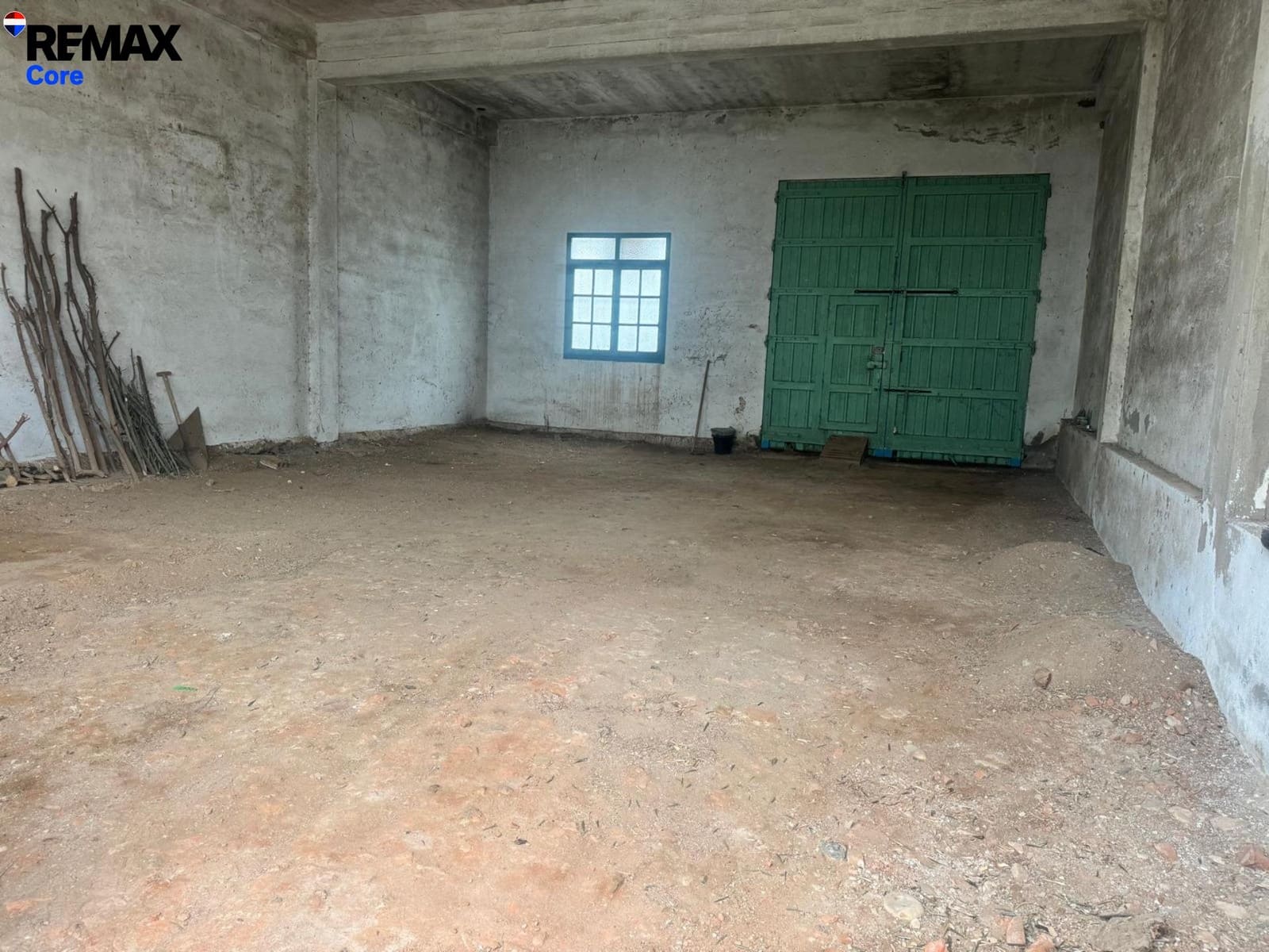 Commercial for sale in Talavera la Real with garage - € 170,000 (Ref: 9701637)