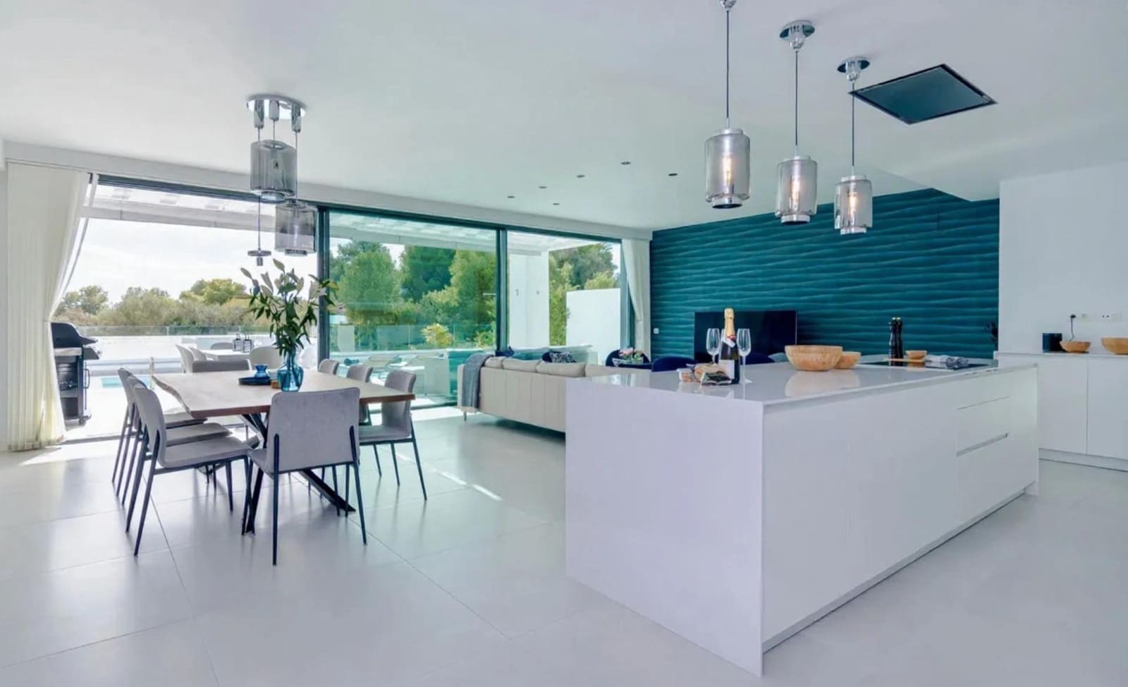 4 Zimmer Villa zu verkaufen in Sitio de Calahonda mit Pool Garage - 2.100.000 € (Ref: 9711977)