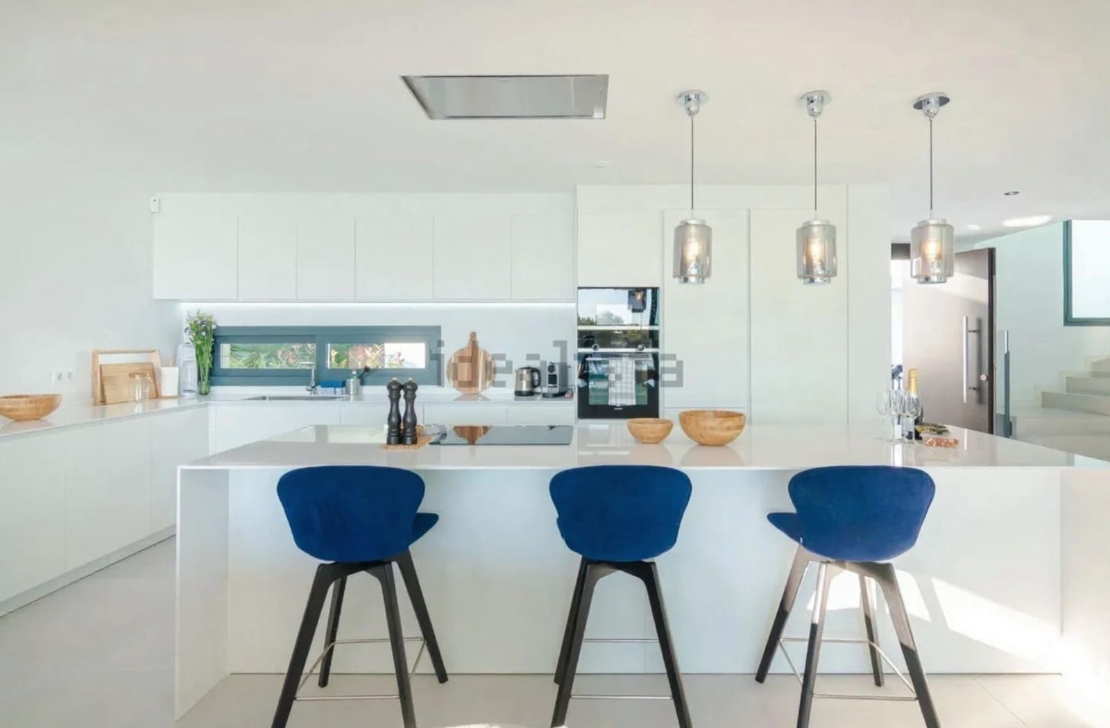 4 Zimmer Villa zu verkaufen in Sitio de Calahonda mit Pool Garage - 2.100.000 € (Ref: 9711977)