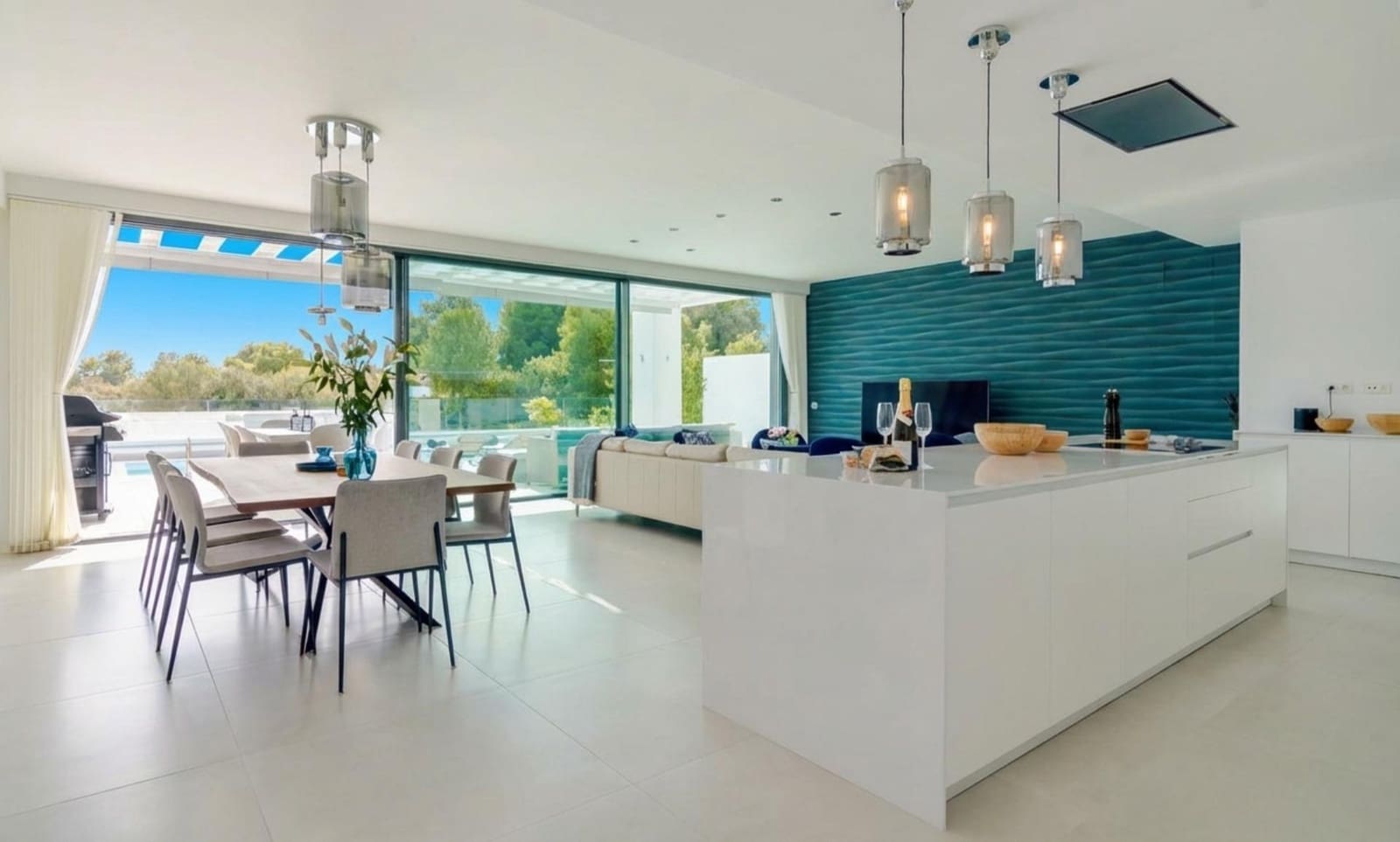 4 Zimmer Villa zu verkaufen in Sitio de Calahonda mit Pool Garage - 2.100.000 € (Ref: 9711977)