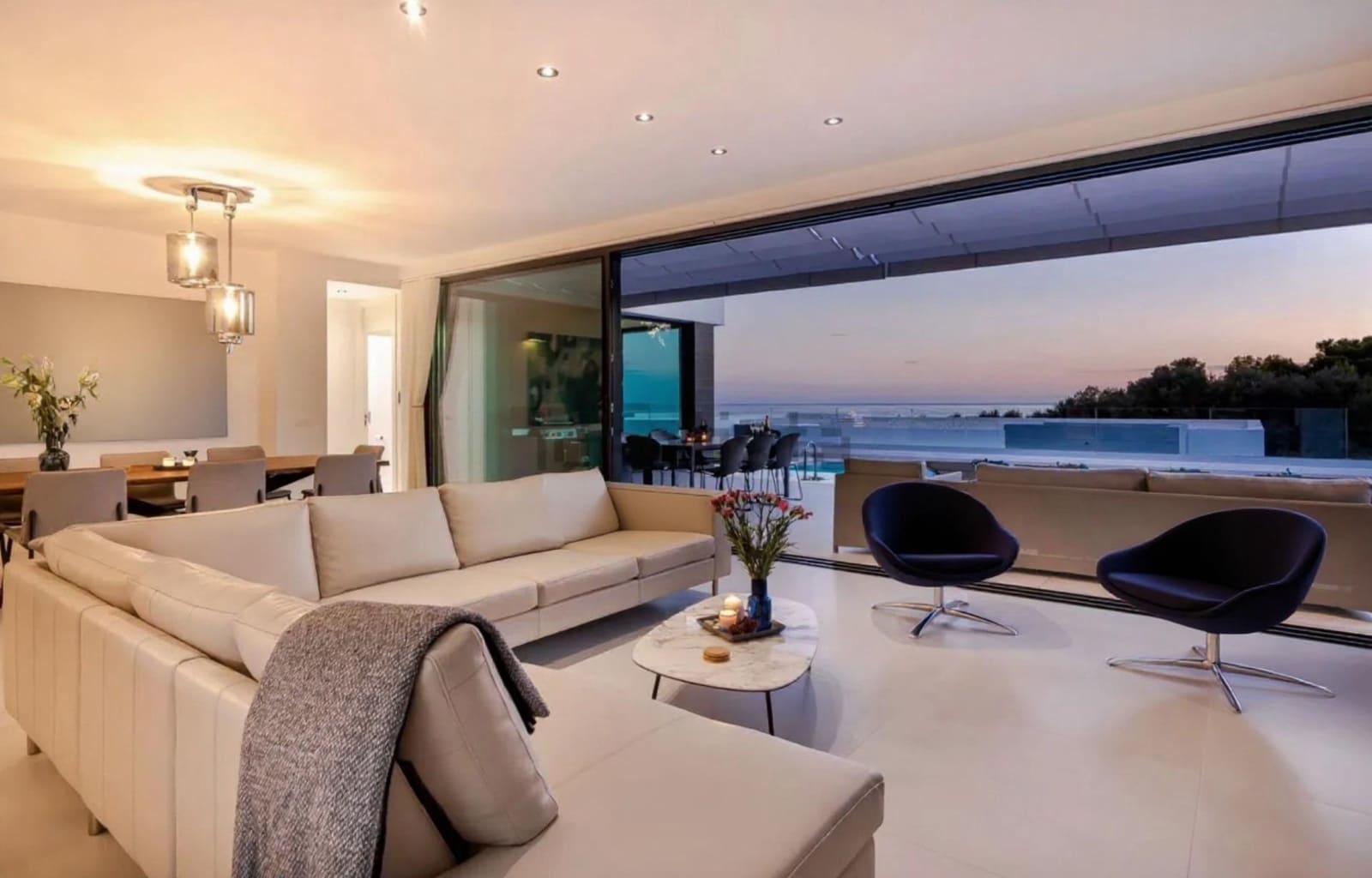 4 Zimmer Villa zu verkaufen in Sitio de Calahonda mit Pool Garage - 2.100.000 € (Ref: 9711977)