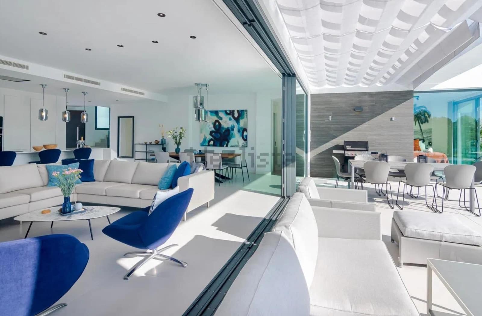 4 Zimmer Villa zu verkaufen in Sitio de Calahonda mit Pool Garage - 2.100.000 € (Ref: 9711977)