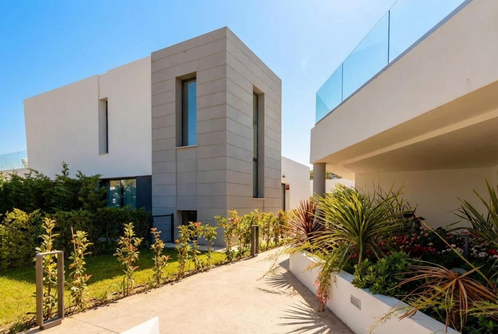 4 Zimmer Villa zu verkaufen in Sitio de Calahonda mit Pool Garage - 2.100.000 € (Ref: 9711977)