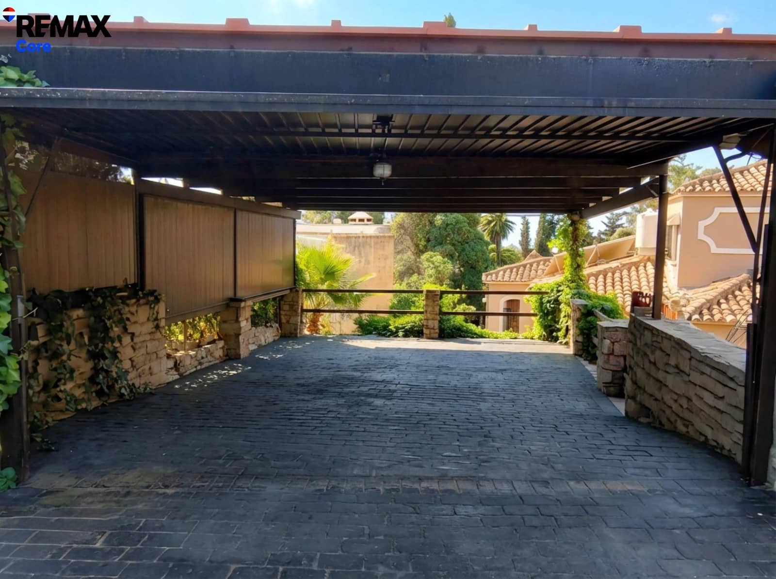 Chalet de 3 habitaciones en Río Real en venta con piscina garaje - 1.600.000 € (Ref: 9719962)