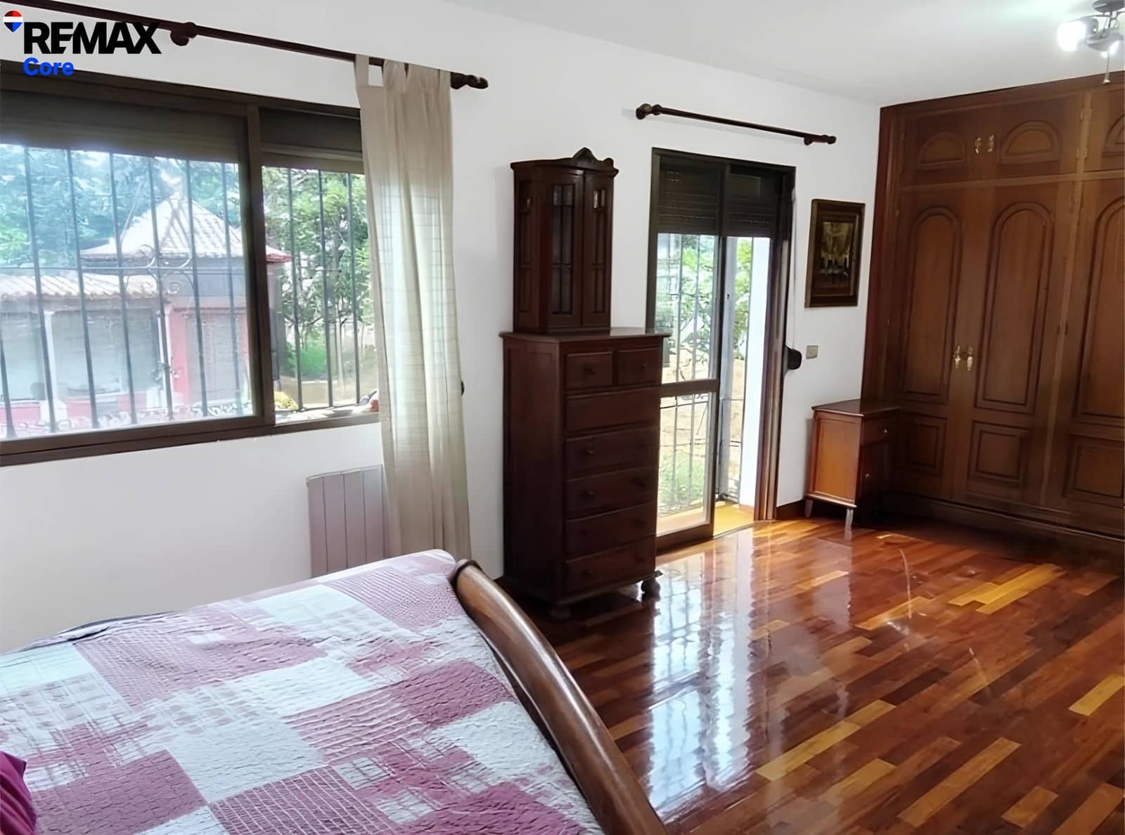 Chalet de 3 habitaciones en Río Real en venta con piscina garaje - 1.600.000 € (Ref: 9719962)