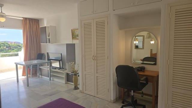 Studio te koop in San Eugenio Alto, Adeje met zwembad - € 199.000 (Ref: 9190527)