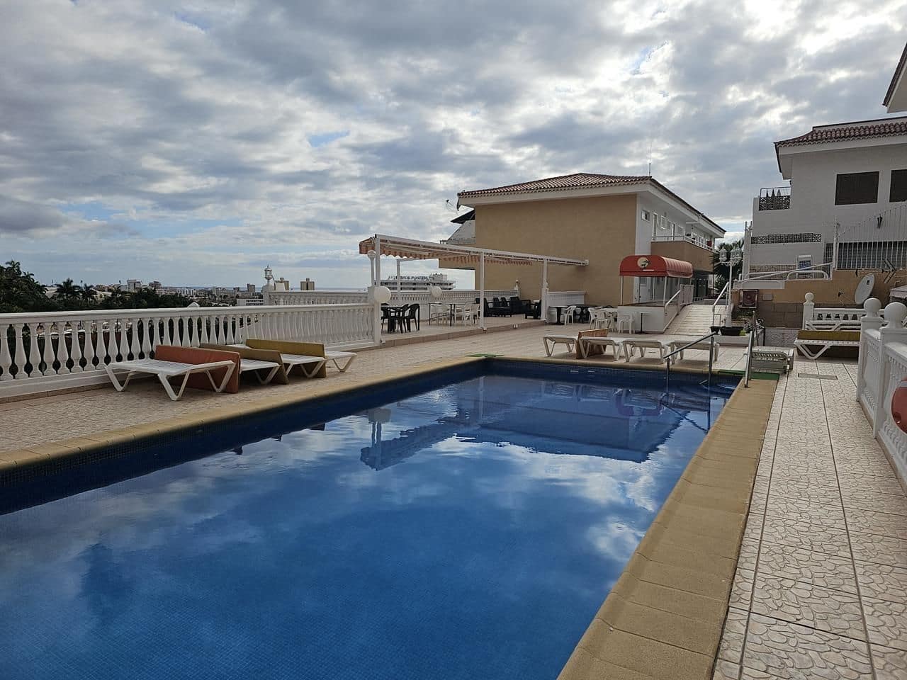 Studio til salg i Adeje med swimmingpool - € 199.000 (Ref: 9190527)