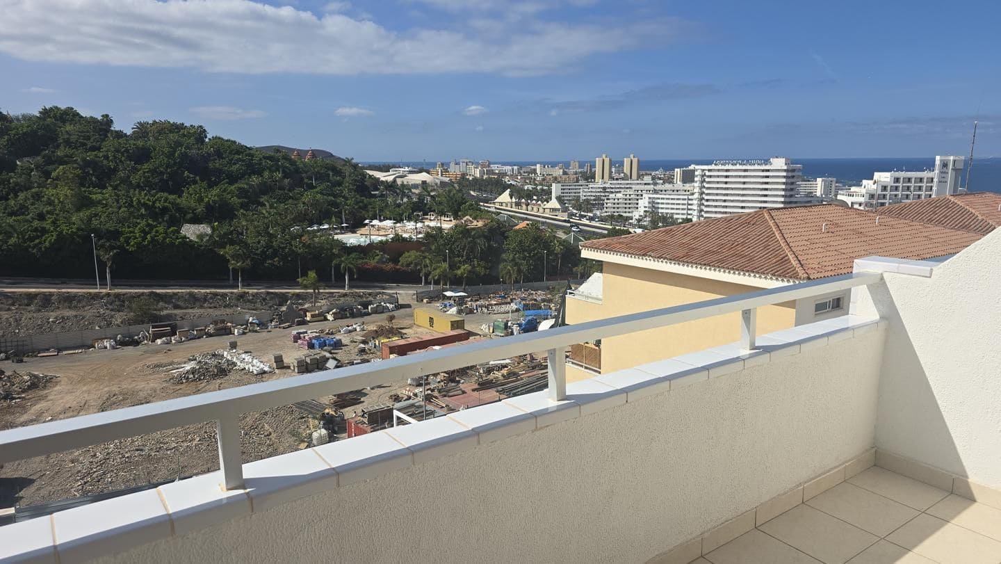 Studio til salg i Adeje med swimmingpool - € 199.000 (Ref: 9190527)