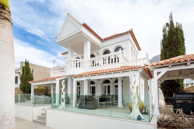 4 soveværelse Villa til salg i Playa de Fañabé Alto, Adeje med swimmingpool - € 2.125.000 (Ref: 9190536)