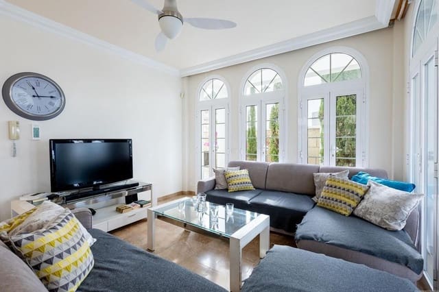 4 soveværelse Villa til salg i Playa de Fañabé Alto, Adeje med swimmingpool - € 2.125.000 (Ref: 9190536)