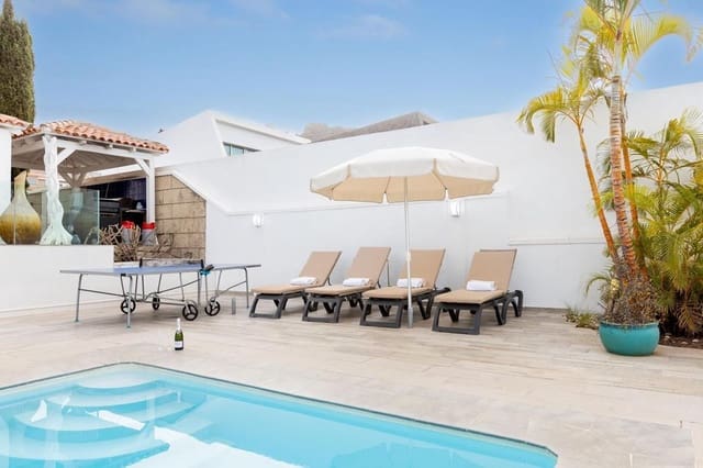 4 soveværelse Villa til salg i Playa de Fañabé Alto, Adeje med swimmingpool - € 2.125.000 (Ref: 9190536)