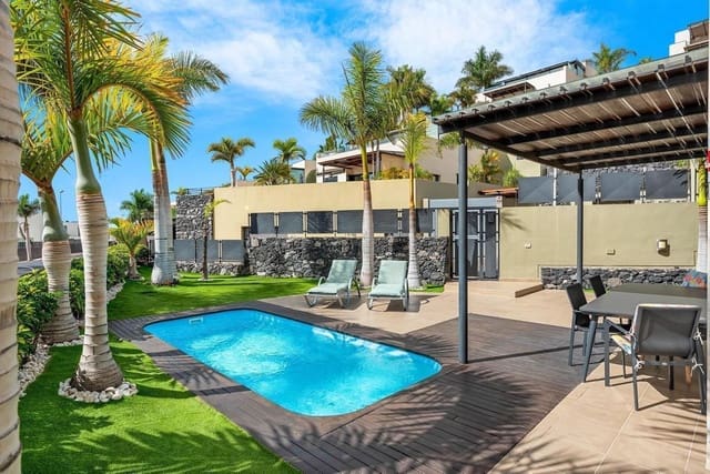 4 soveværelse Villa til salg i La Caldera, Adeje med swimmingpool garage - € 1.530.000 (Ref: 9190537)