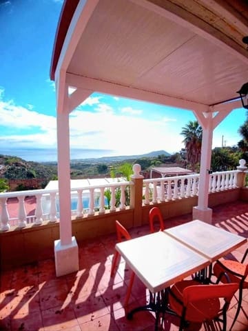 4 soveværelse Villa til salg i Candelaria med swimmingpool garage - € 840.000 (Ref: 9190538)