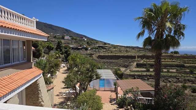 4 quarto Moradia para venda em Candelaria com piscina garagem - 840 000 € (Ref: 9190538)