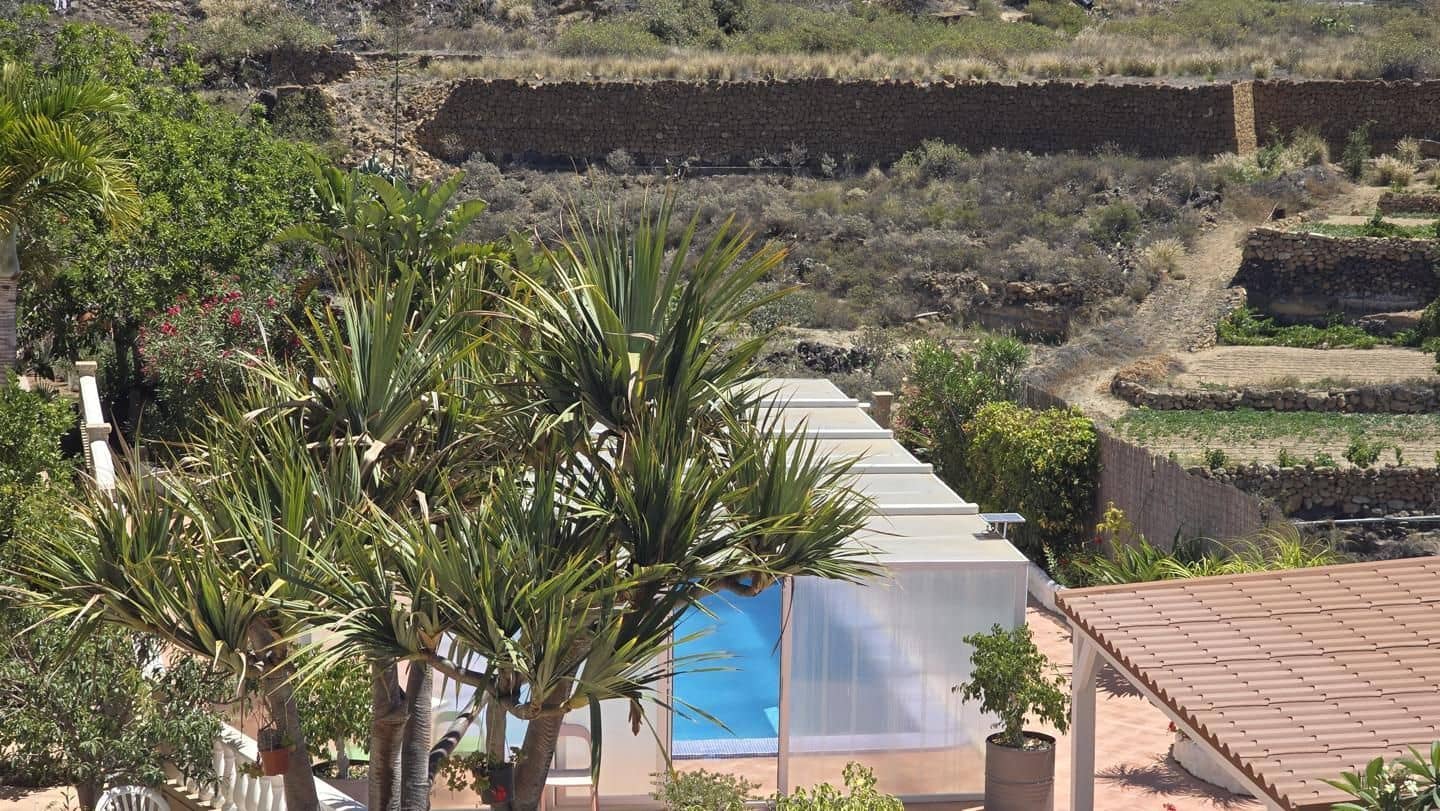 4 bedroom Villa for sale in Candelaria with pool garage - € 840,000 (Ref: 9190538)