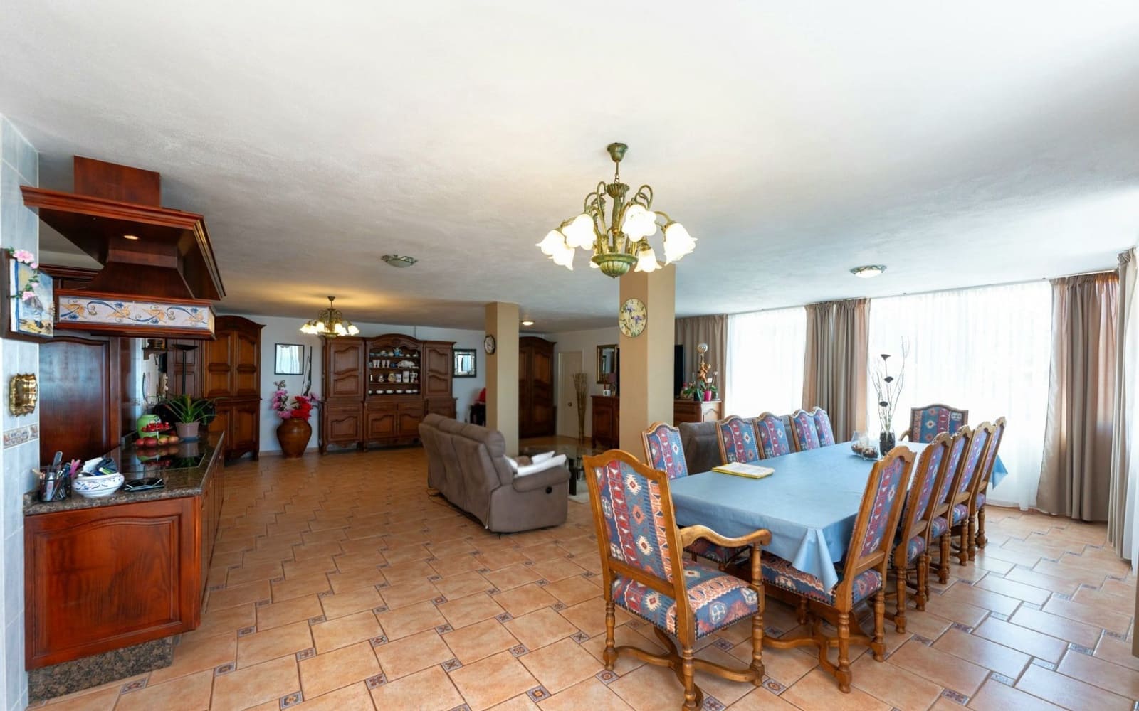 4 bedroom Villa for sale in Candelaria with pool garage - € 840,000 (Ref: 9190538)