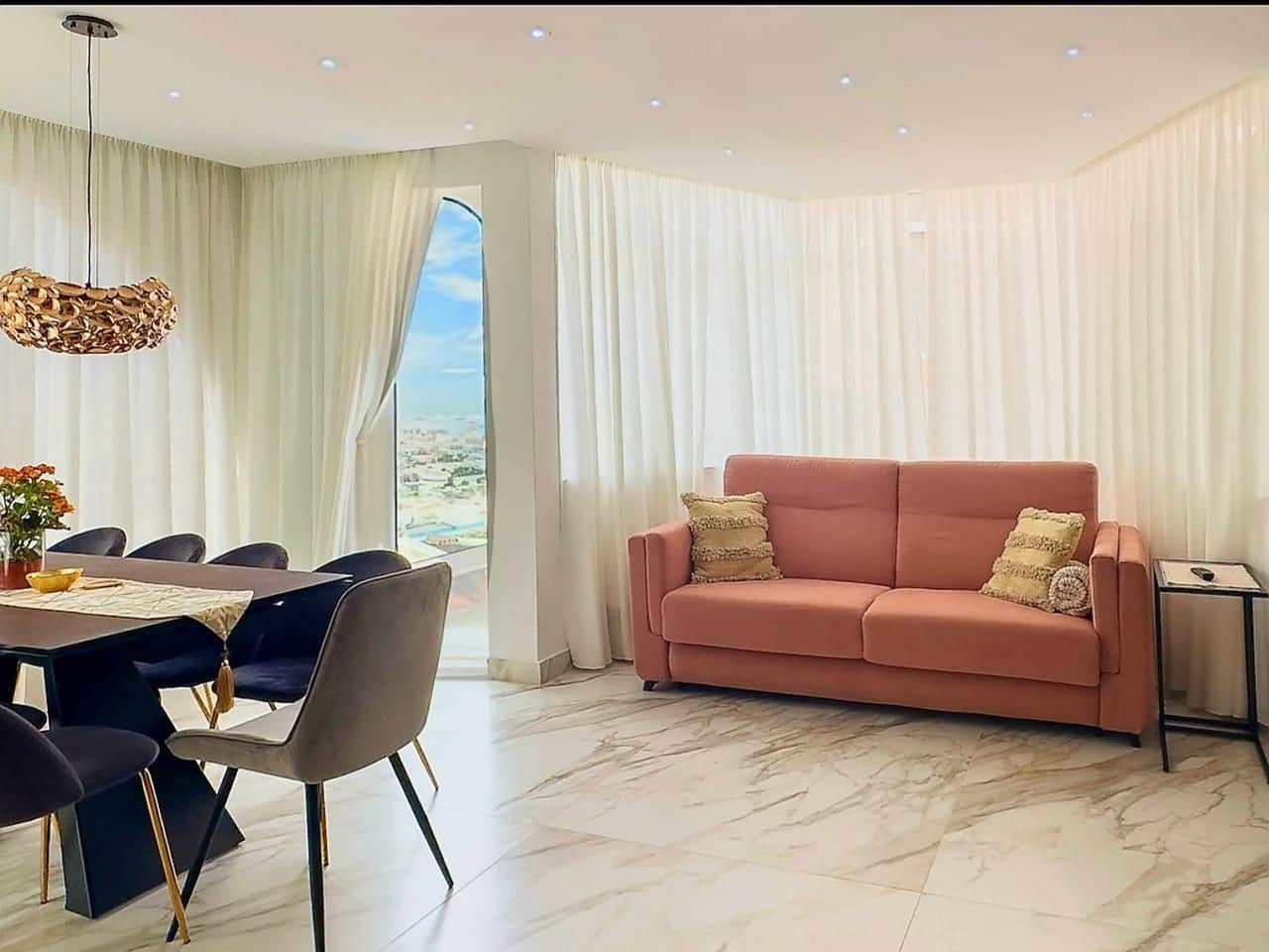 2 soverom Hus til salgs i Adeje med svømmebasseng - € 643 900 (Ref: 9190539)