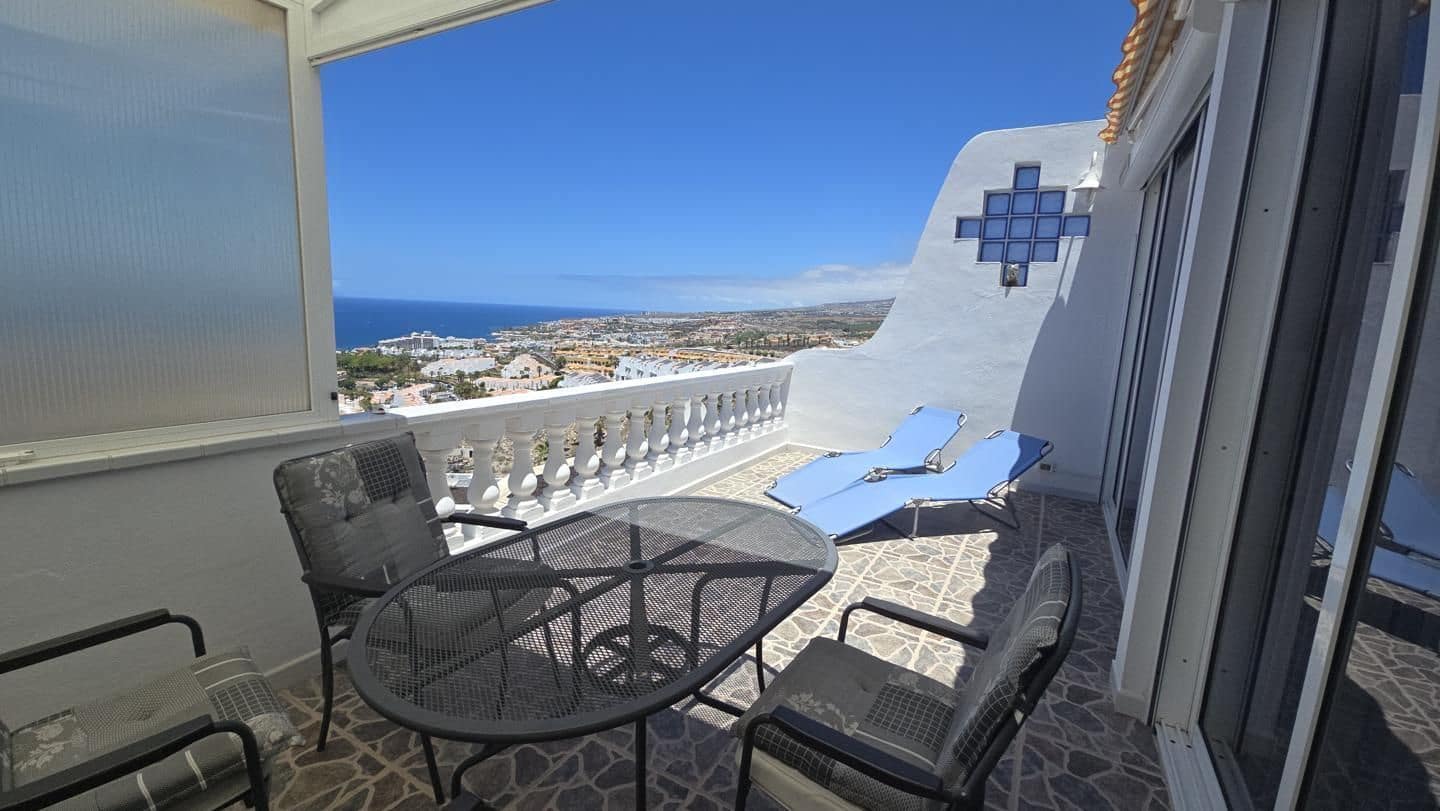 2 soveværelse Byhus til salg i Adeje med swimmingpool - € 430.000 (Ref: 9190540)