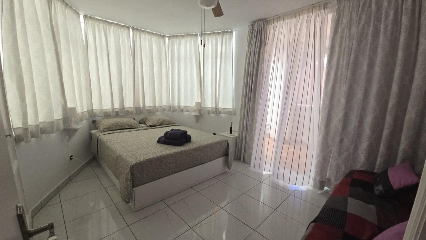 2 soveværelse Byhus til salg i Adeje med swimmingpool - € 430.000 (Ref: 9190540)