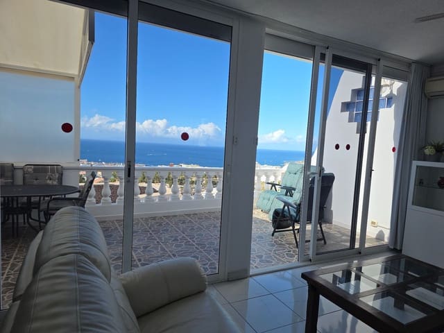 Casa de 2 habitaciones en San Eugenio Alto, Adeje en venta con piscina - 430.000 € (Ref: 9190540)