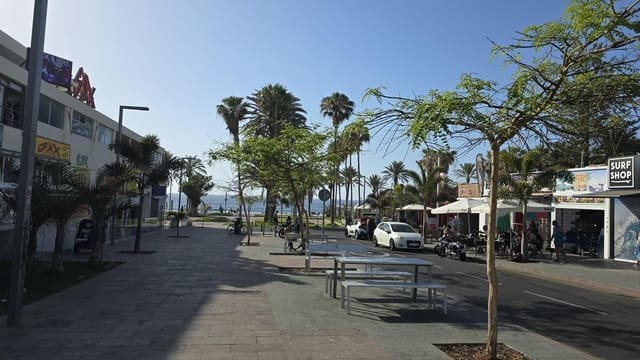 Local Commercial à vendre à Playa de las Americas, Arona - 279 000 € (Ref: 9190542)