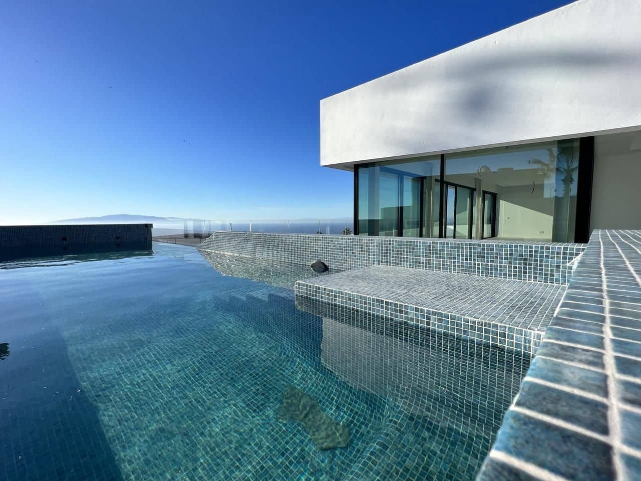 3 sypialnia Willa na sprzedaż w Guia de Isora z basenem - 3 290 000 € (Ref: 9190867)