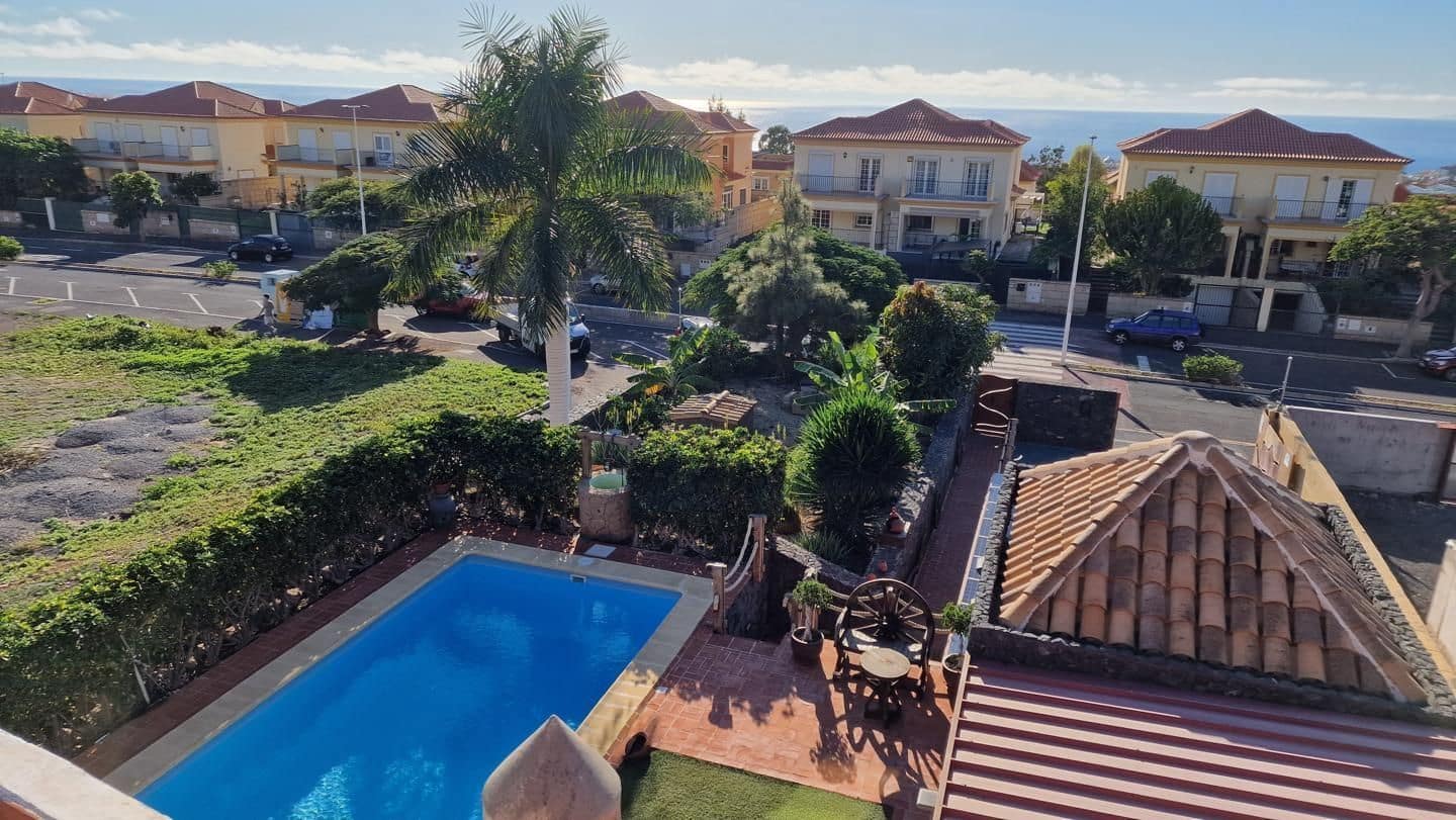 4 quarto Moradia para venda em Adeje com piscina garagem - 3 000 000 € (Ref: 9190869)