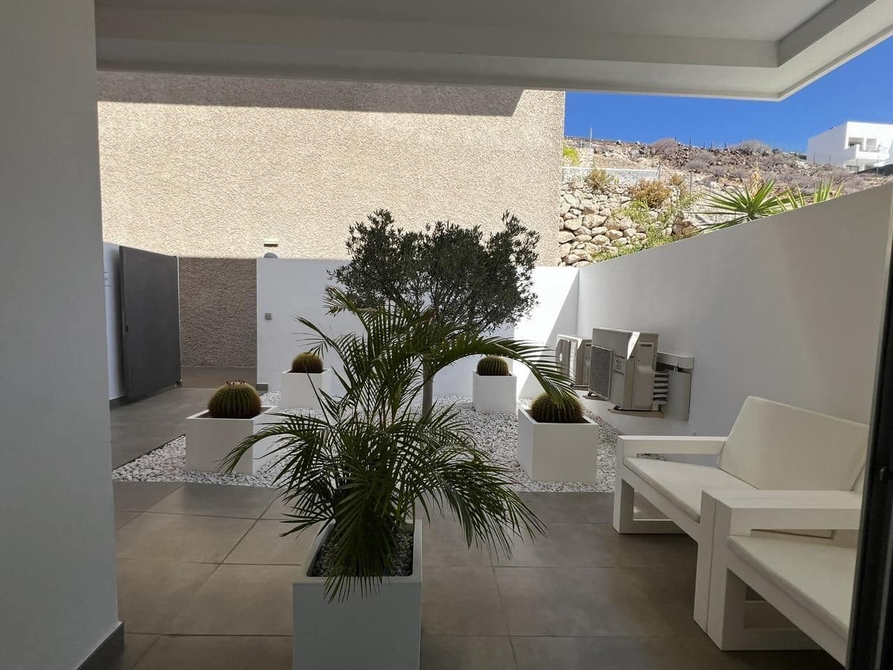 3 soverom Leilighet til salgs i Adeje med svømmebasseng garasje - € 1 275 000 (Ref: 9190870)