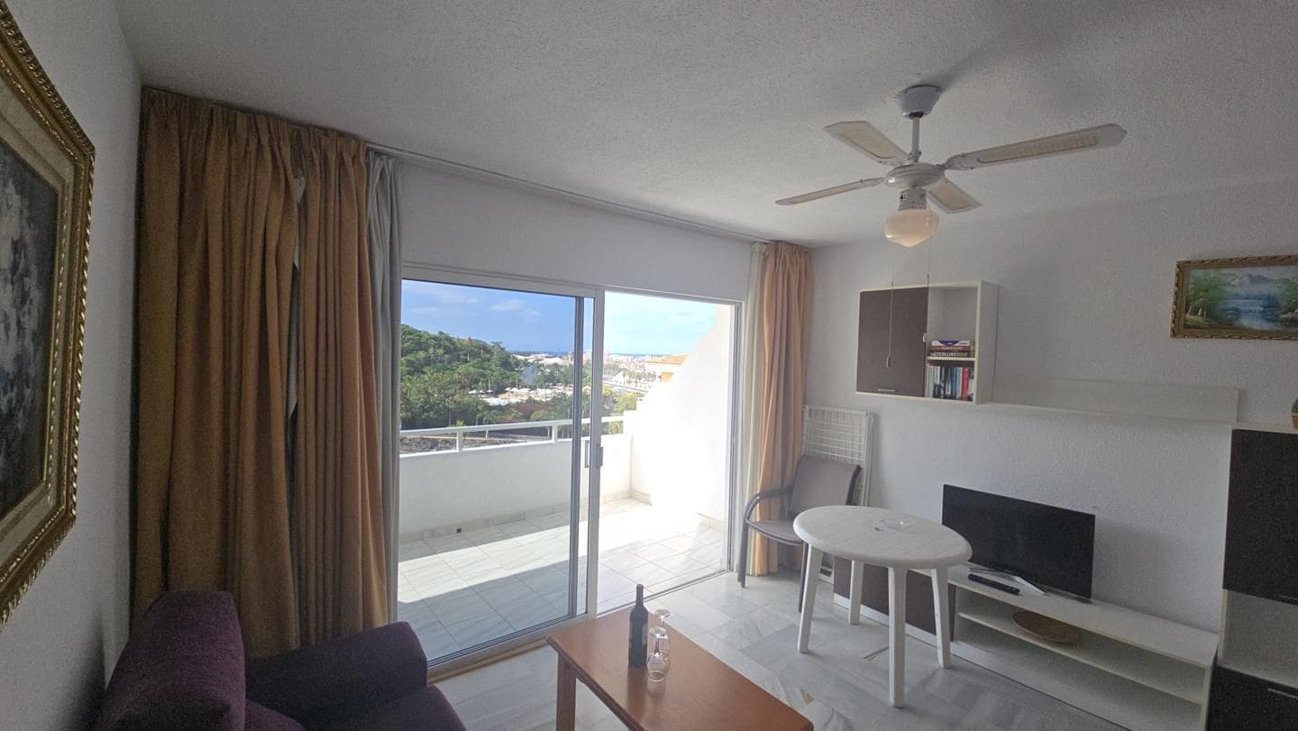 Studio til salg i Adeje med swimmingpool - € 179.000 (Ref: 9190872)