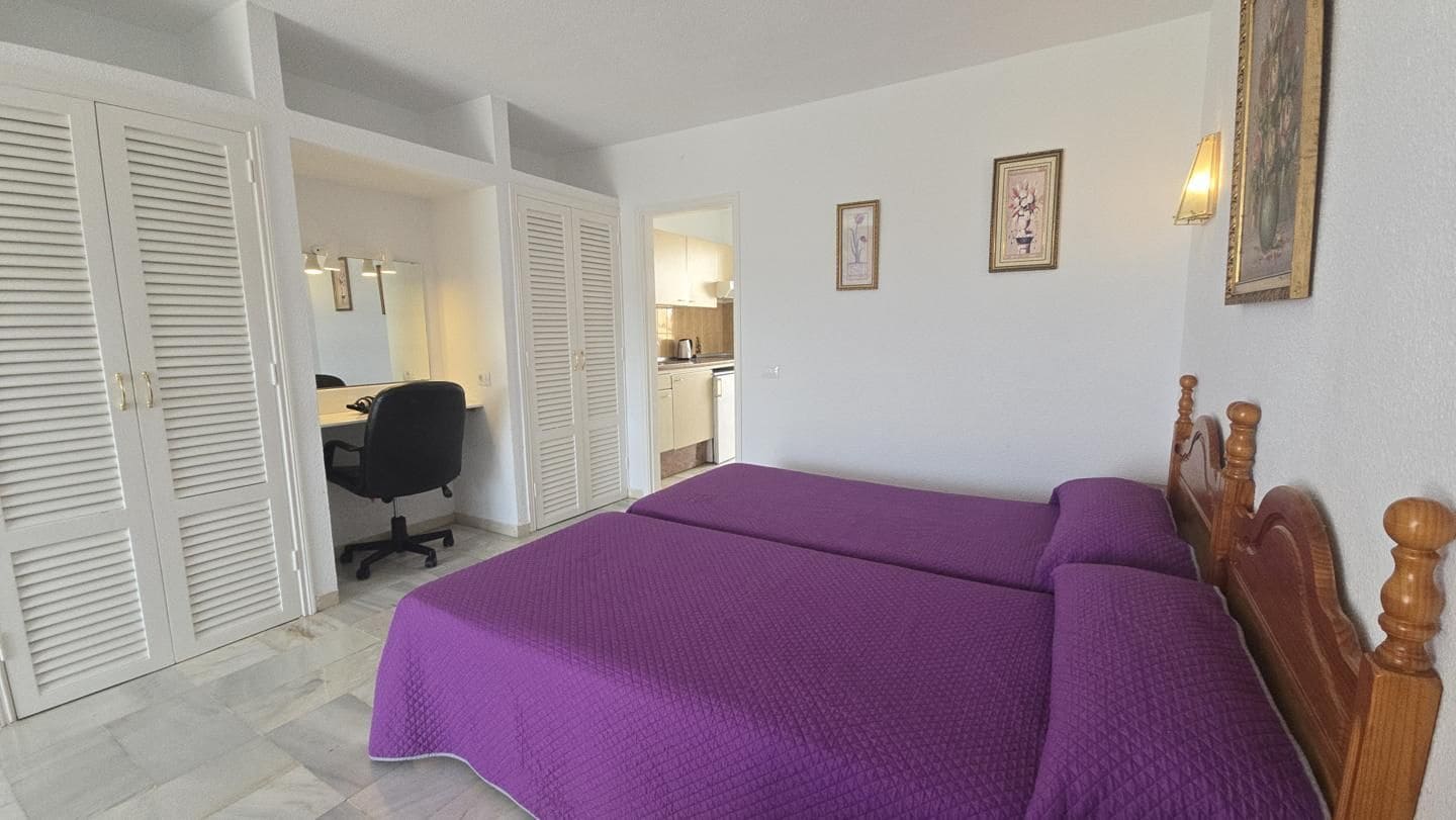 Studio til salg i Adeje med swimmingpool - € 179.000 (Ref: 9190872)