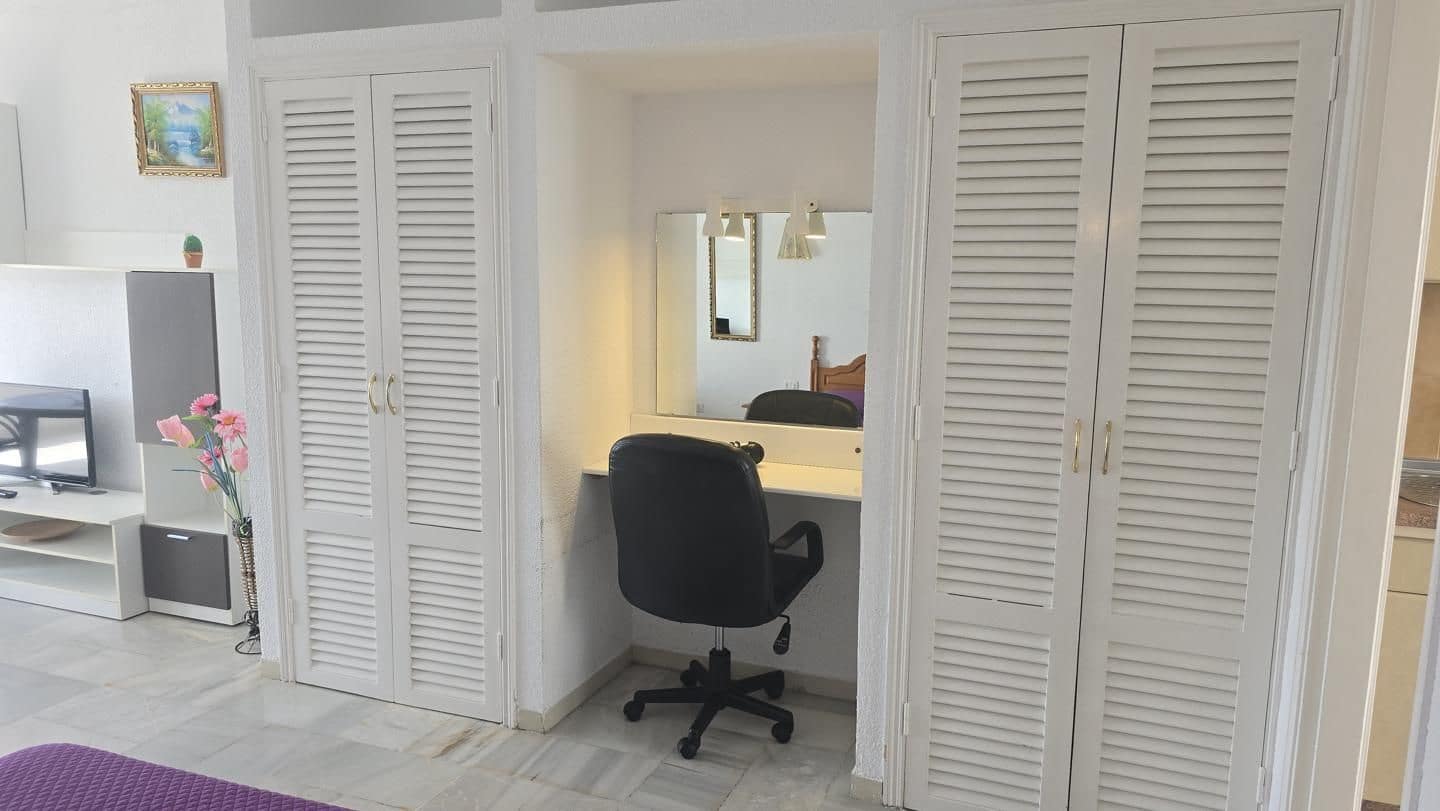 Studio til salg i Adeje med swimmingpool - € 179.000 (Ref: 9190872)