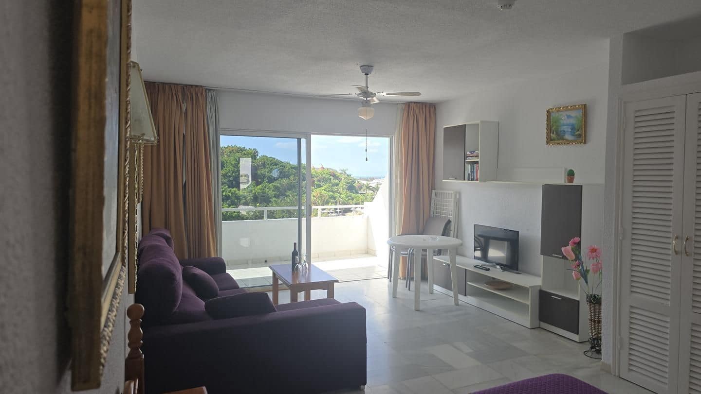 Studio til salg i Adeje med swimmingpool - € 179.000 (Ref: 9190872)