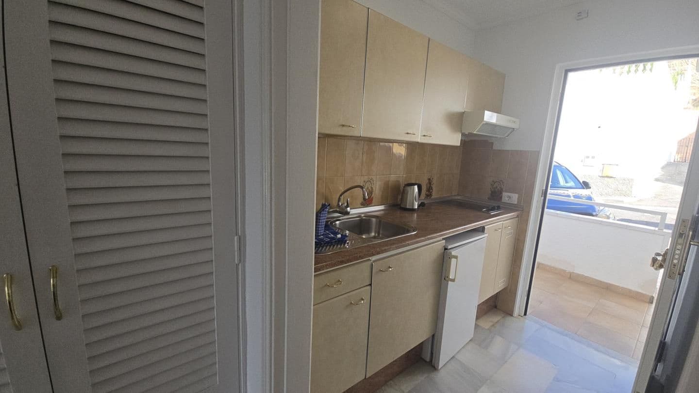 Studio til salg i Adeje med swimmingpool - € 179.000 (Ref: 9190872)