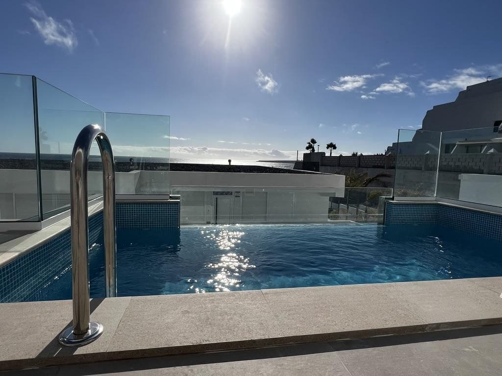 2 sypialnia Mieszkanie na sprzedaż w Arona - 718 000 € (Ref: 9190873)