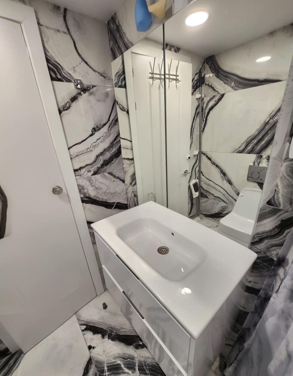 3 bedroom Penthouse for sale in Arona with garage - € 432,000 (Ref: 9378770)