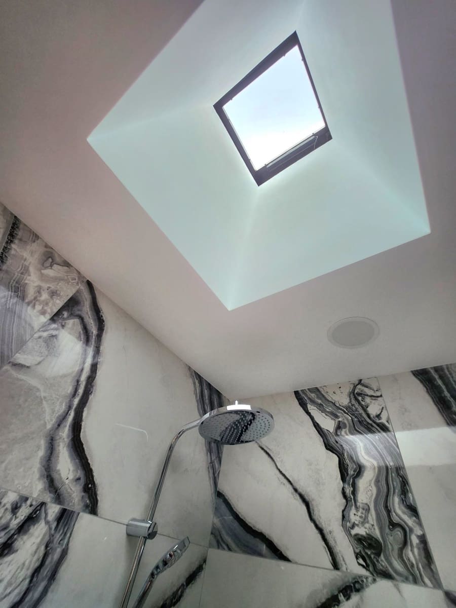 3 bedroom Penthouse for sale in Arona with garage - € 432,000 (Ref: 9378770)