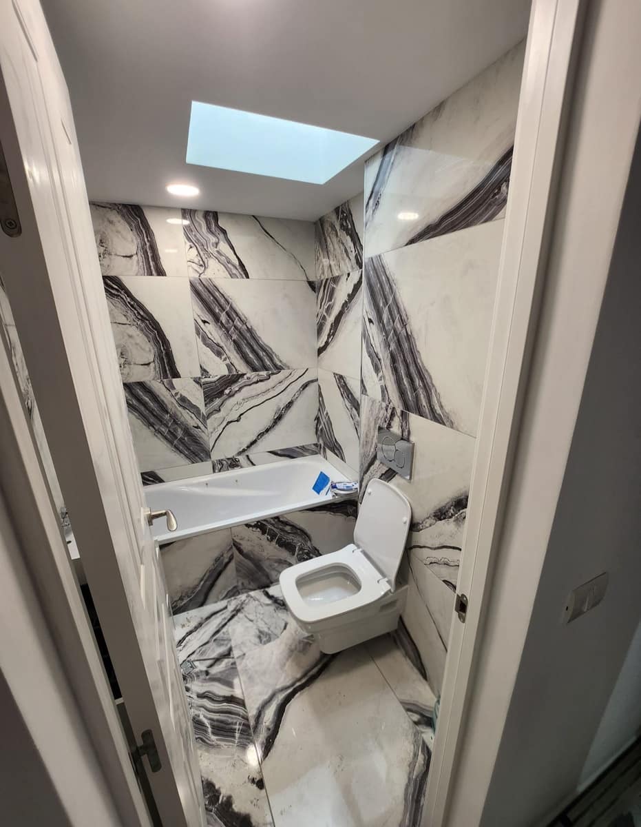 3 bedroom Penthouse for sale in Arona with garage - € 432,000 (Ref: 9378770)