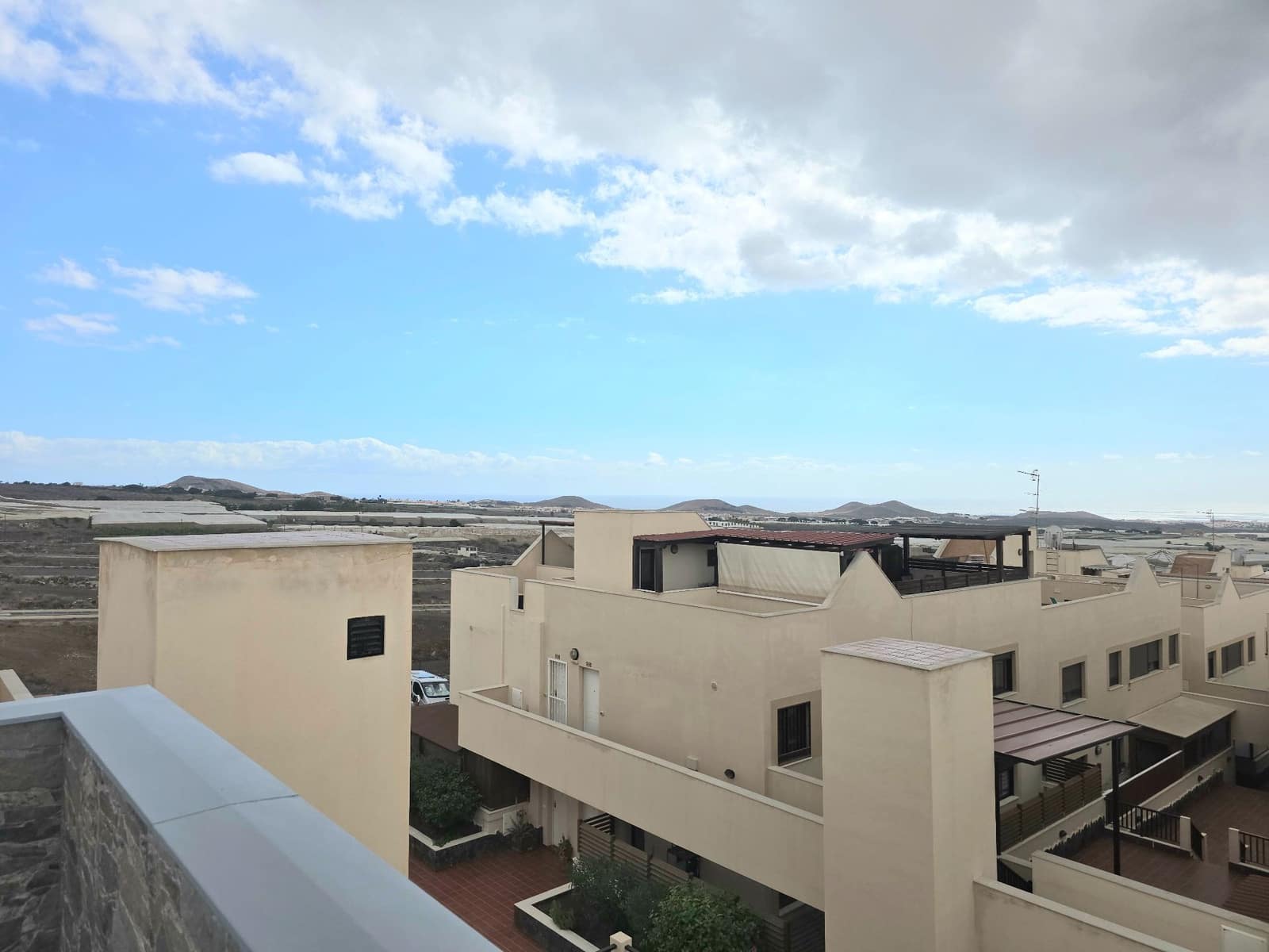 3 bedroom Penthouse for sale in Arona with garage - € 432,000 (Ref: 9378770)