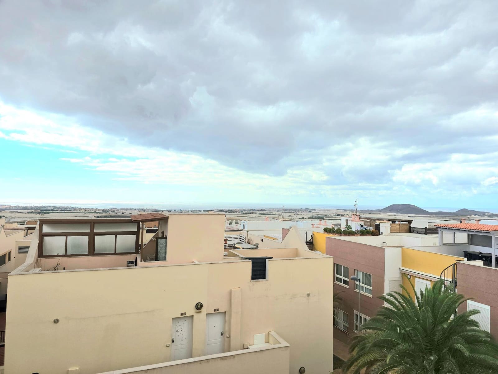 3 bedroom Penthouse for sale in Arona with garage - € 432,000 (Ref: 9378770)